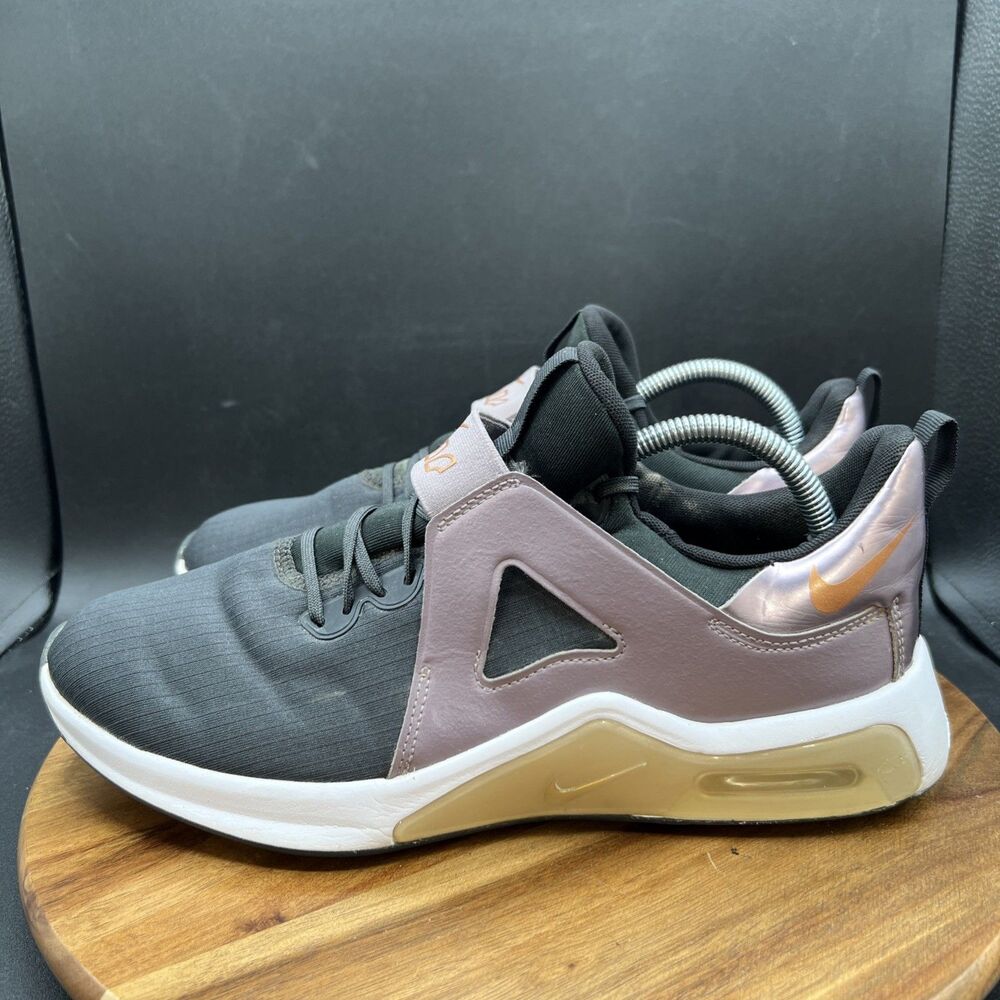 Nike Air Max Bella TR 5 PRM Women's Size 11.5 Dk Smoke Grey Shoes DN0896-001